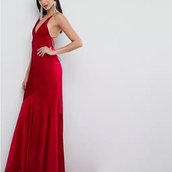 ASOS DESIGN RED CARPET DRESS - Picture 5 of 10